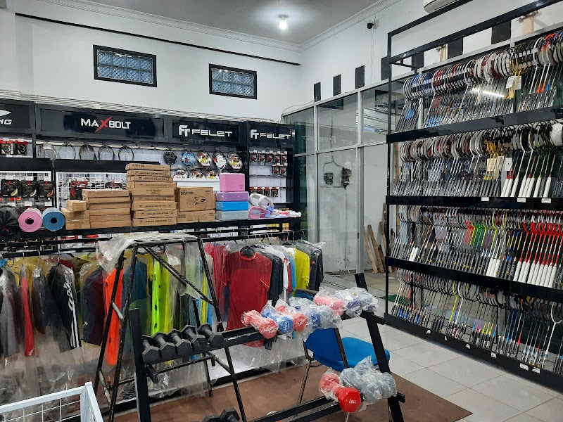 Mall Baru vs Tradisi Parcel Lebaran: Siapa yang Akan Menang di Cilacap?